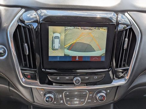 Used 2019 Chevrolet Traverse Premier w/ Redline Edition AWD/4WD image 16