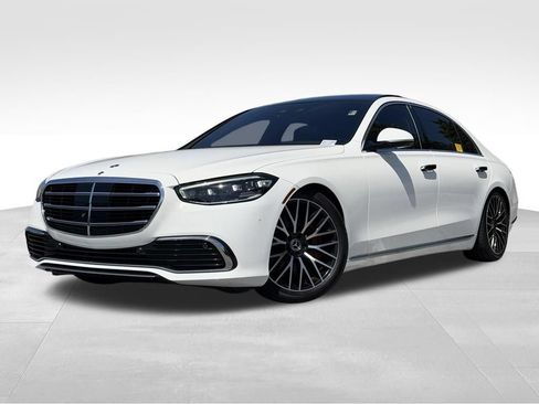 Used 2021 Mercedes-Benz S 580 4MATIC Sedan image 3