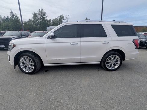 Used 2018 Ford Expedition Platinum AWD/4WD image 3
