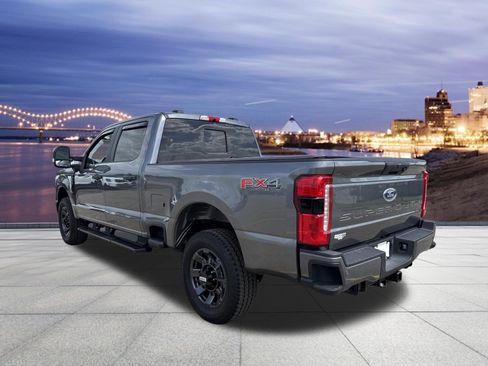 Used 2024 Ford F250 XL w/ STX Appearance Package image 3