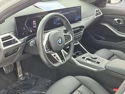 Used 2025 BMW 330i Sedan w/ M Sport Package RWD image 9