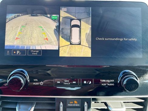 Used 2022 INFINITI QX80 Luxe image 14