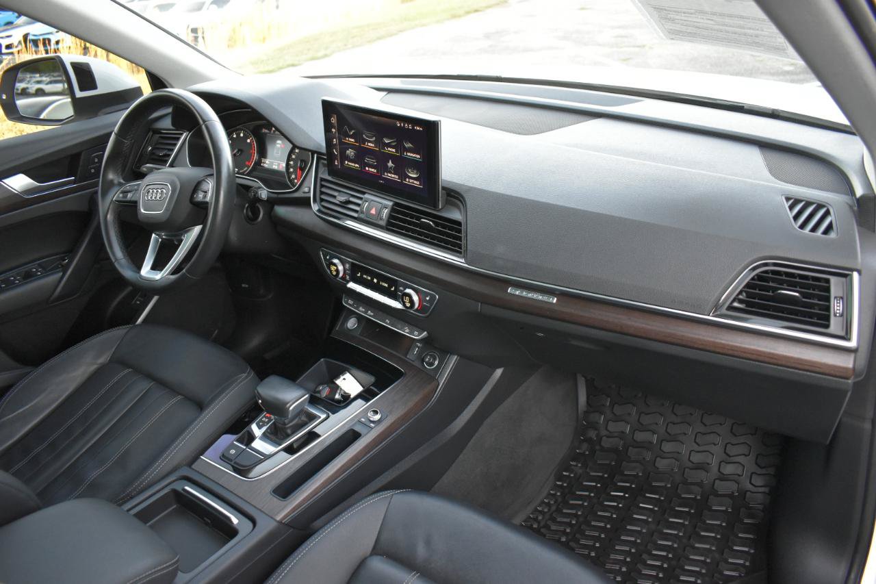 Used 2021 Audi Q5 2.0T Premium w/ Convenience Package AWD/4WD image 13