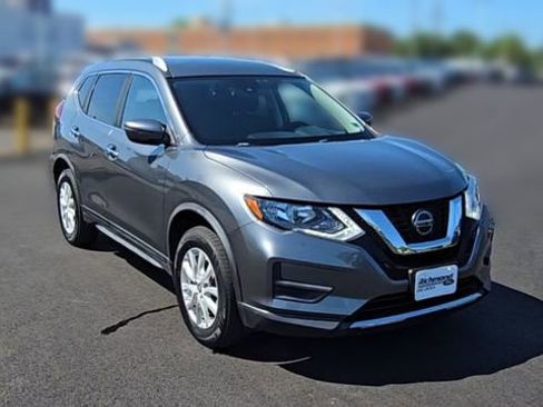 Used 2019 Nissan Rogue SV AWD/4WD image 3
