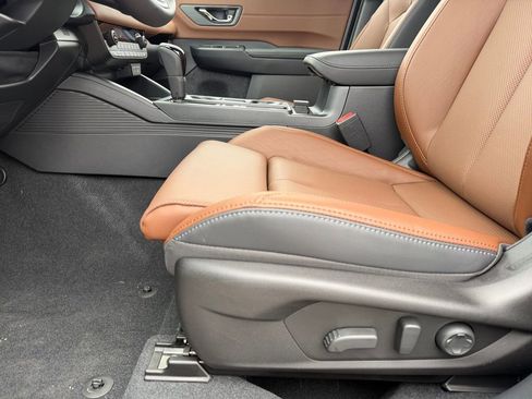 New 2026 Subaru Outback Touring XT AWD/4WD image 11