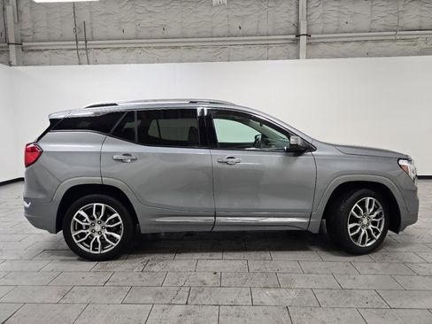 Used 2024 GMC Terrain Denali w/ Denali Premium Package image 19