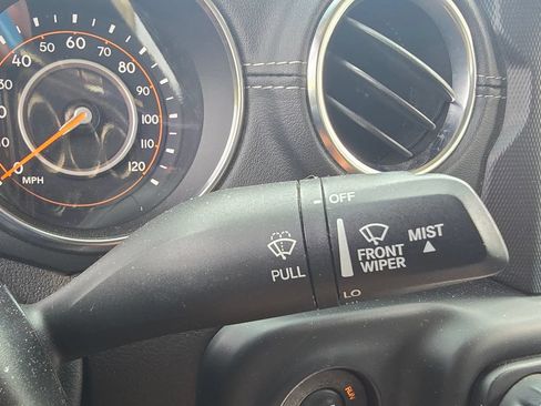 Used 2020 Jeep Gladiator Overland AWD/4WD image 45