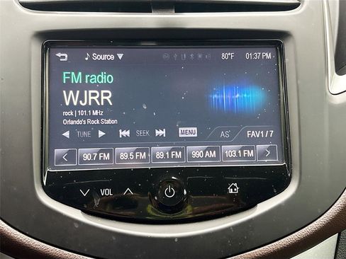 Used 2015 Chevrolet Trax LT w/ LT Sun and Sound Package FWD image 14
