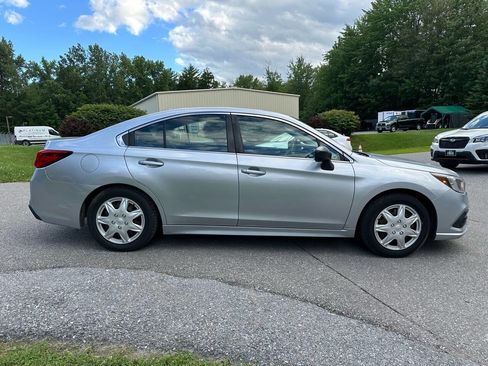 Used 2019 Subaru Legacy 2.5i image 4