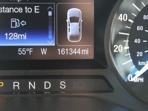 Used 2014 Ford Fusion SE w/ Equipment Group 202A image 39