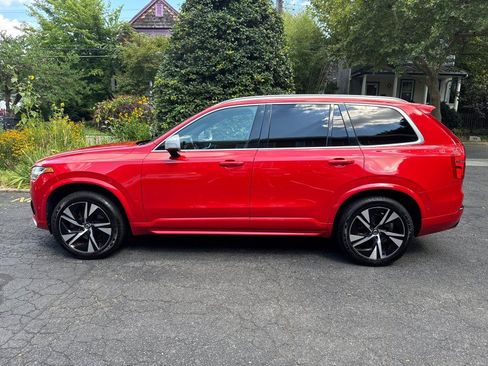 Used 2017 Volvo XC90 T6 R-Design w/ Vision Package AWD/4WD image 10
