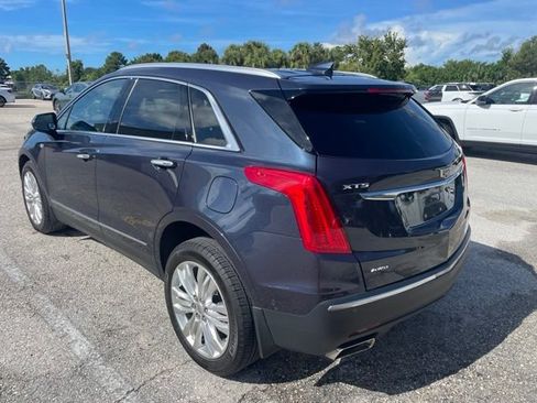 Used 2018 Cadillac XT5 Premium Luxury w/ Driver Assist Package AWD/4WD image 4