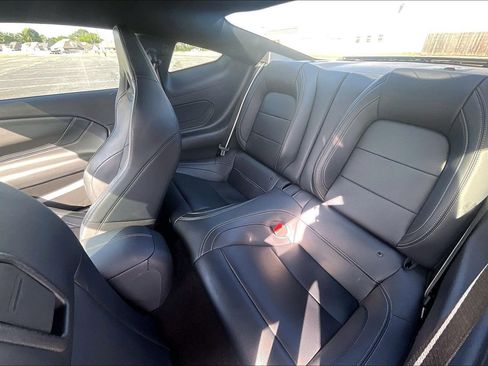 Used 2025 Ford Mustang GT Premium w/ GT Performance Package RWD image 17
