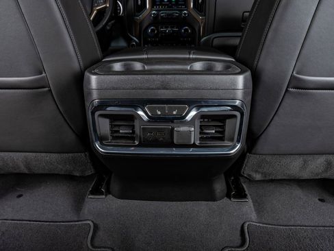 Used 2023 Chevrolet Silverado 3500 High Country w/ Z71 Off-Road Package image 33