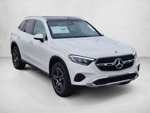 Used 2026 Mercedes-Benz GLC 300 4MATIC image 3