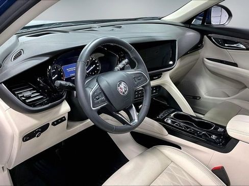 Used 2023 Buick Envision Avenir AWD/4WD image 18