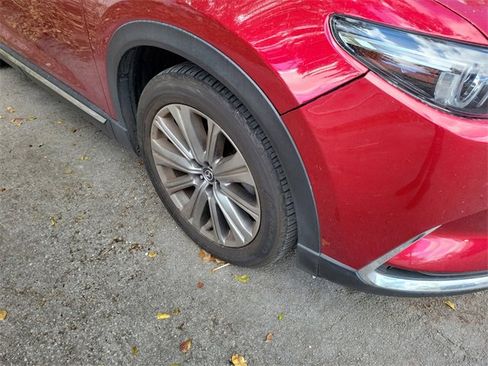 Used 2021 MAZDA CX-9 Signature image 4