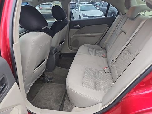 Used 2011 Ford Fusion SE image 23