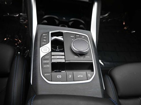 Used 2025 BMW 430i Convertible w/ M Sport Package image 11