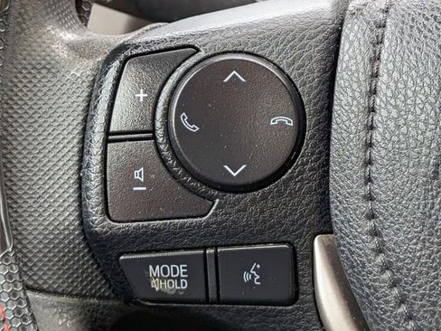 Used 2018 Toyota RAV4 LE w/ All Weather Liner Package AWD/4WD image 22