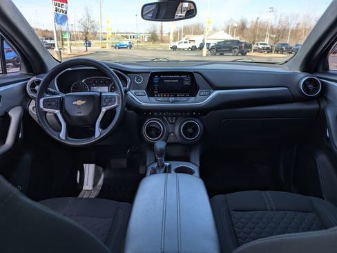 Used 2021 Chevrolet Blazer LT image 11