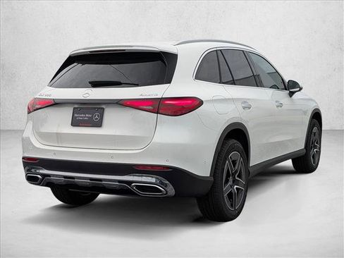 New 2026 Mercedes-Benz GLC 300 4MATIC image 2