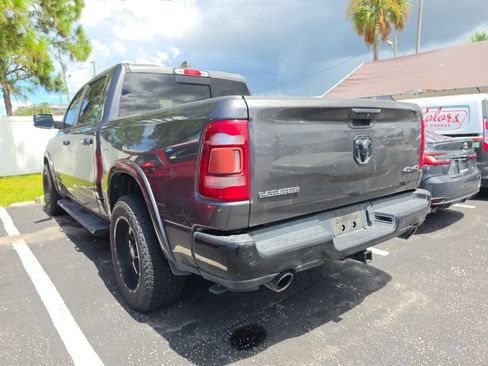Used 2019 RAM 1500 Laramie AWD/4WD image 12