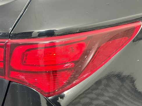 Used 2018 Hyundai Santa Fe Sport AWD/4WD image 31