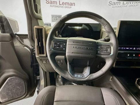 Used 2024 GMC Hummer EV 2X w/ LPO, Illumination Package image 14