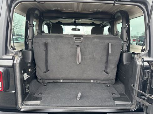 Used 2023 Jeep Wrangler Sport S image 23