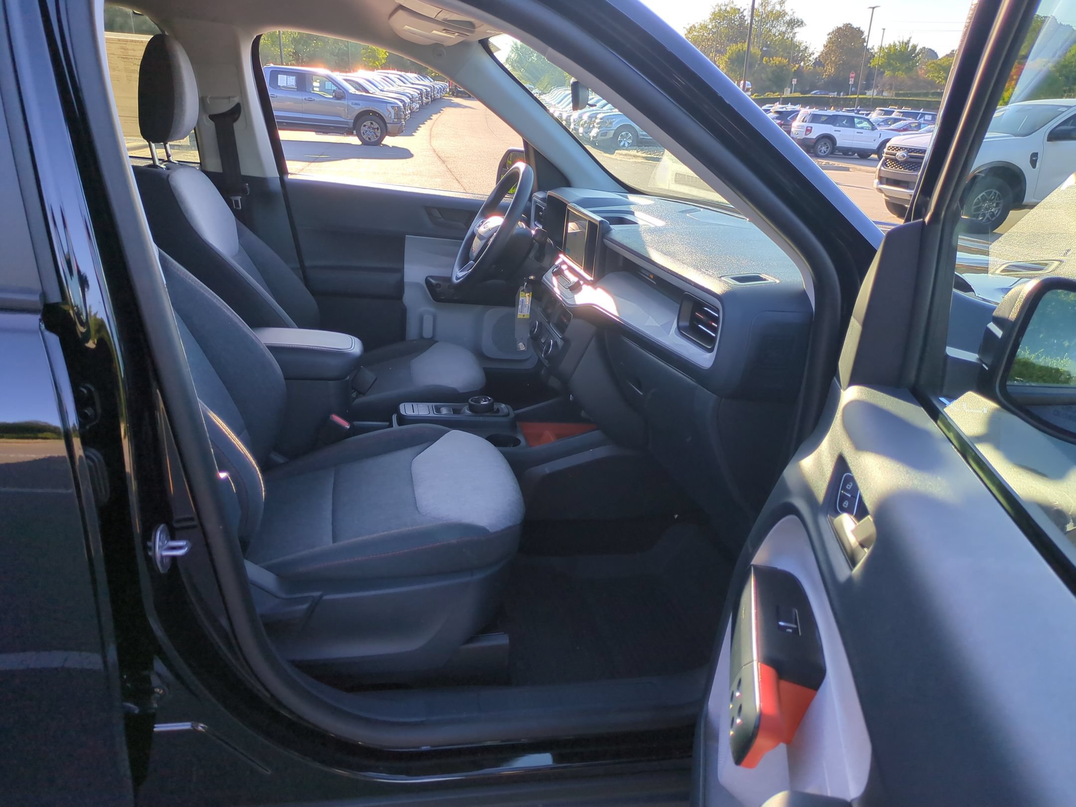 Used 2024 Ford Maverick XLT FWD image 37