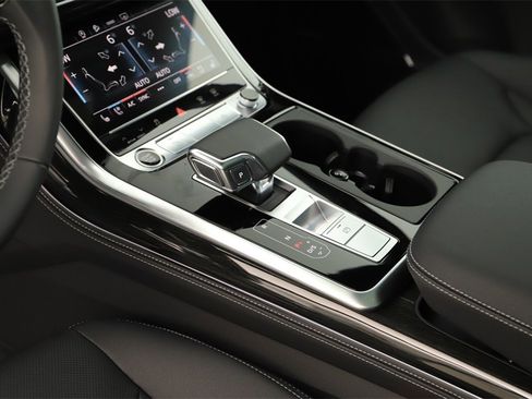New 2025 Audi Q7 3.0T Premium Plus image 17