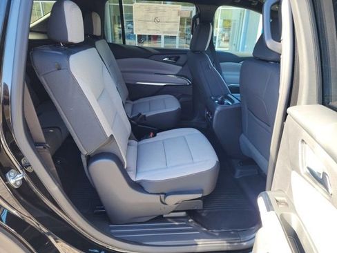 New 2026 Chevrolet Traverse LT w/ Driver Confidence Package image 18