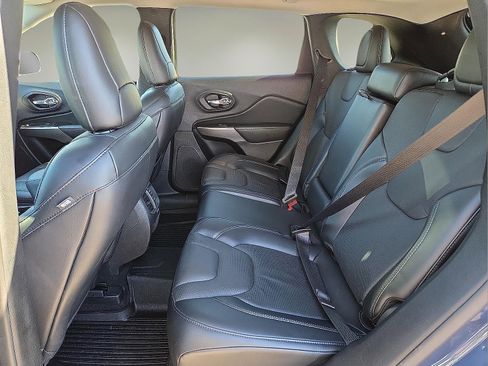 Used 2021 Jeep Cherokee Latitude Lux w/ Sun & Sound Group image 10