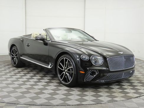 Used 2020 Bentley Continental GT First Edition image 3