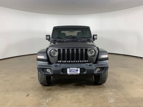 Used 2022 Jeep Wrangler Sport S image 3