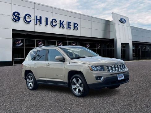 Used 2017 Jeep Compass High Altitude FWD image 1