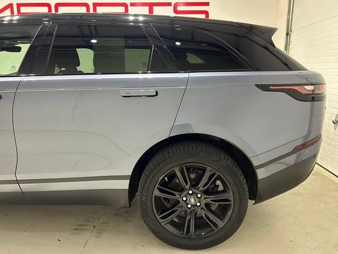 Used 2023 Land Rover Range Rover Velar S AWD/4WD image 4