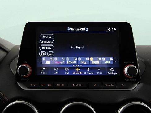 Used 2025 Nissan Sentra SR w/ Lighting Package FWD image 14
