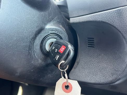 Used 2016 Toyota Corolla L image 22
