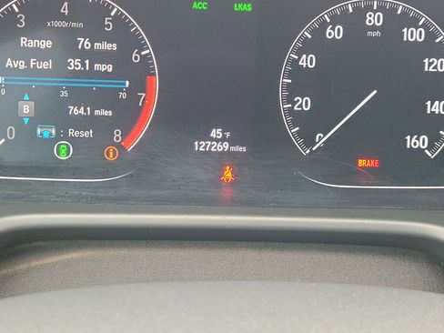 Used 2018 Honda Accord Sport image 23