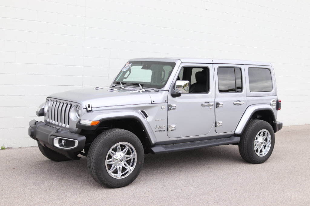 Used 2021 Jeep Wrangler Unlimited Sahara w/ Uconnect 4C Nav & Sound Group AWD/4WD image 8