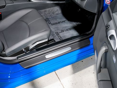 Used 2006 Porsche 911 Carrera S image 22