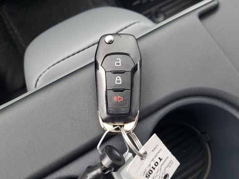 New 2026 Ford F250 XL w/ XL Chrome Package image 20