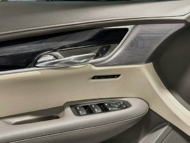 Used 2024 Cadillac XT6 Premium Luxury AWD/4WD image 16