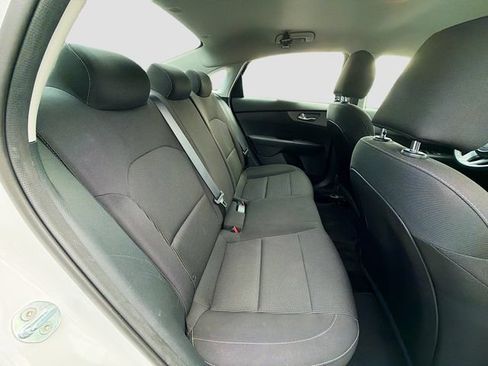 Used 2021 Kia Forte LXS FWD image 23
