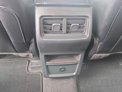 Used 2024 Ford Edge SEL image 31