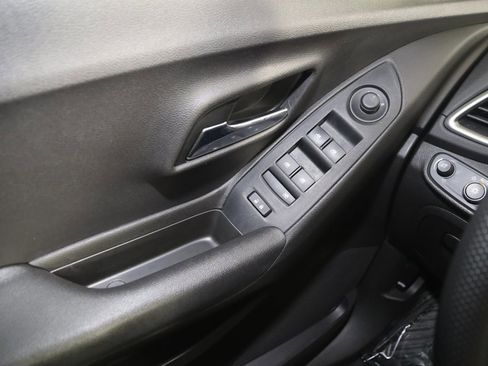 Used 2019 Chevrolet Trax LS w/ Tint and Cruise Package image 25