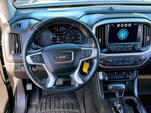 Used 2017 GMC Canyon SLE w/ SLE Convenience Package image 4