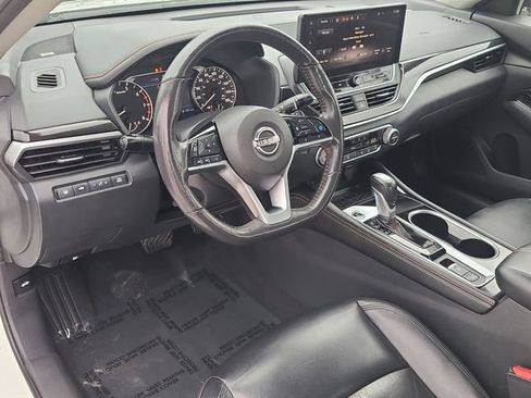 Used 2023 Nissan Altima 2.0 SR image 21